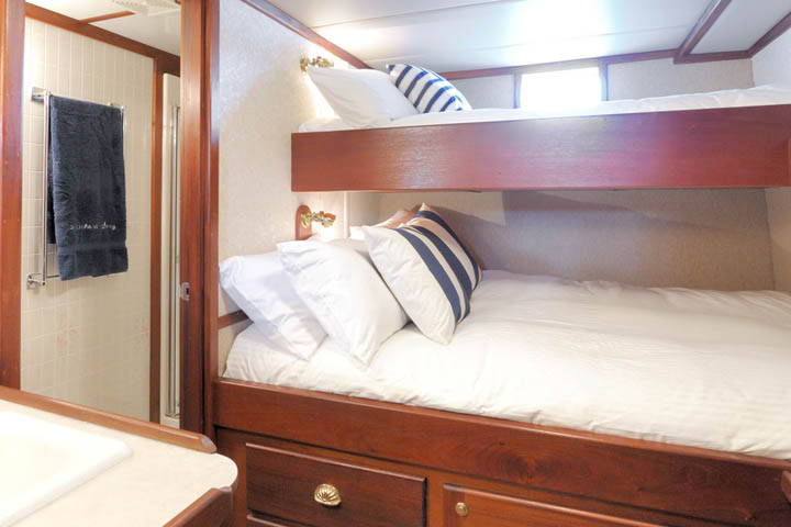 NORTHERN SONG - The Tripple Guest Cabin
