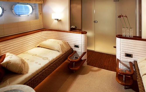 NORTHLANDER - Twn Cabin