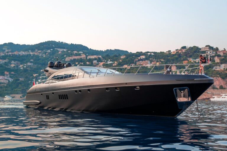 Neoprene Yacht In Europe