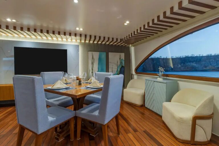 Main Dining Area