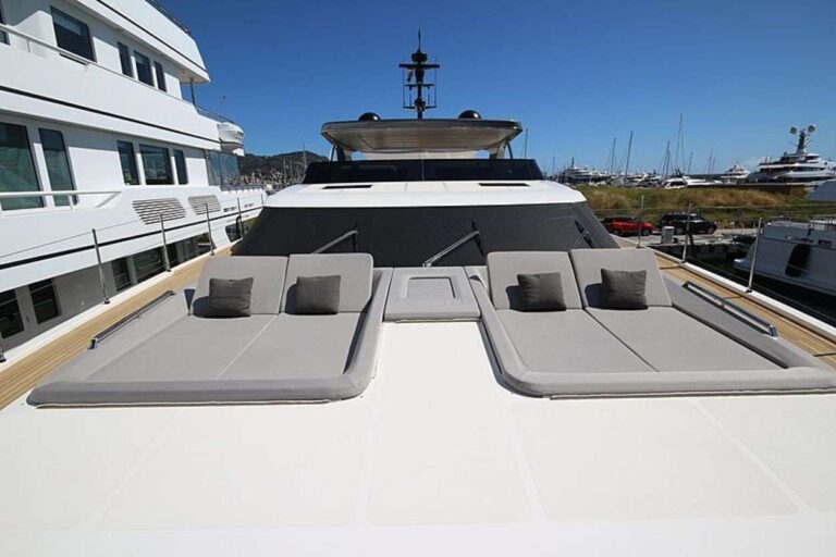 Sunbathing Area