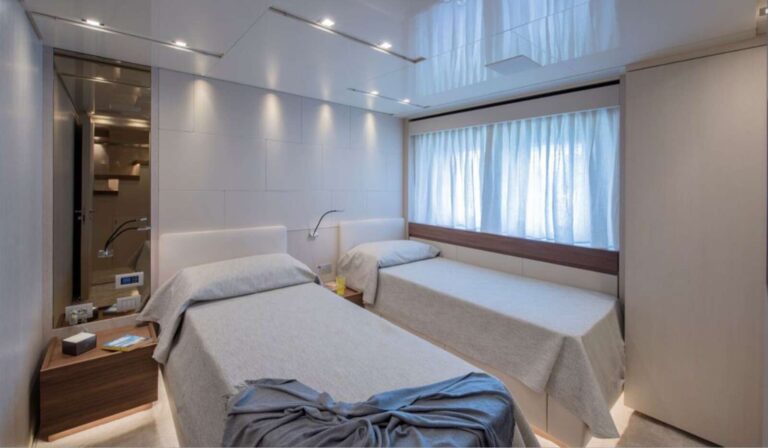 Twin Cabin