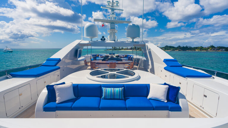 Sun Deck With Jacuzzi
