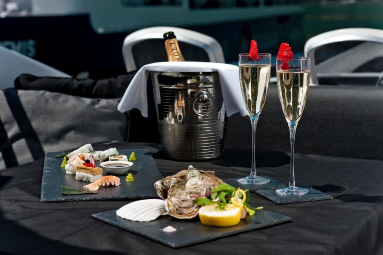 OOMKA -  Moet and Oysters