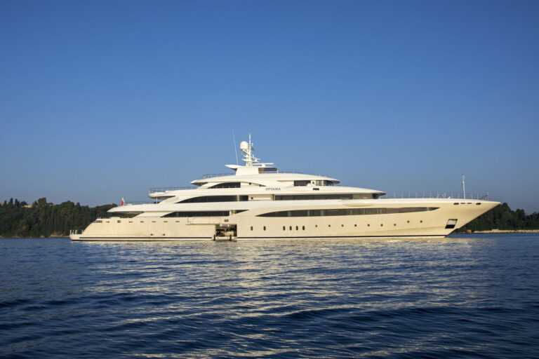 O'PTASIA Yacht Profile
