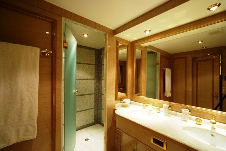 ORION -  Twin bathroom