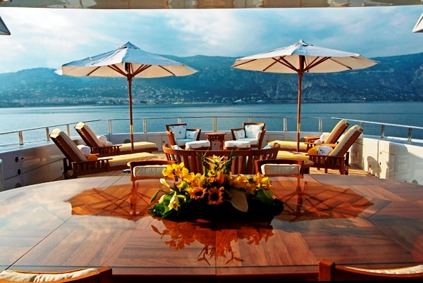 Oasis - The Aft Sundeck