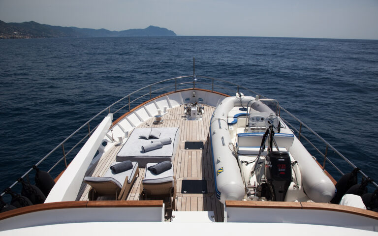 Ocea Motor Yacht PERSUADER - Foredeck And Tenders