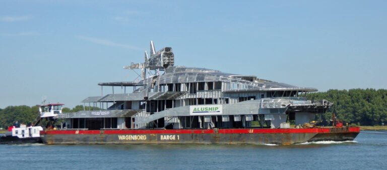 Oceanco Y717 superstructure on the move. Photo by Jan Oosterboer