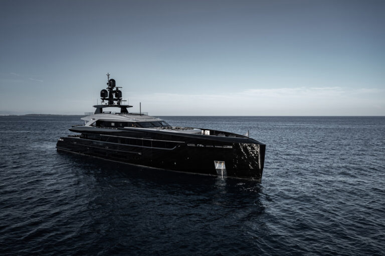 Olokun Luxury Yacht