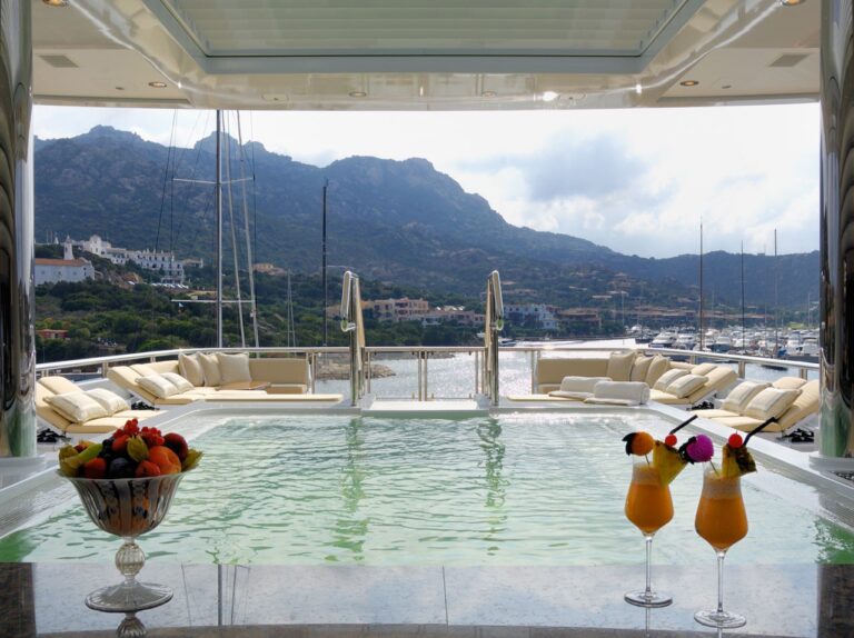 On Deck Pool With Swim Up Bar