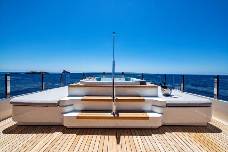 Open Sundeck With Swimming Pool