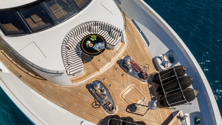 Opendeck Relaxation Area