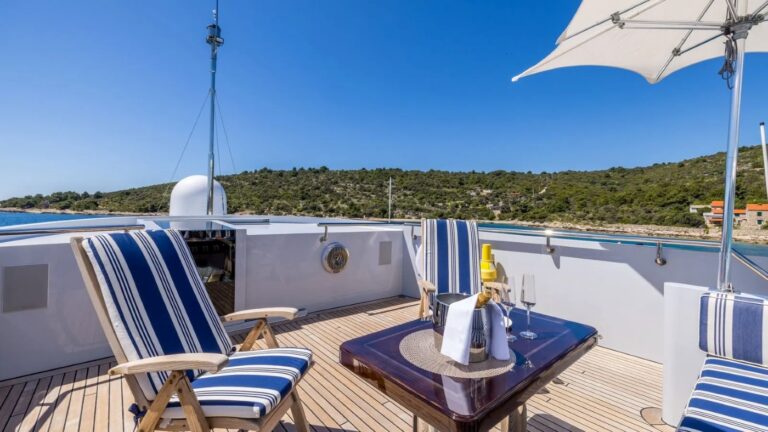 Opendeck Relaxation Area