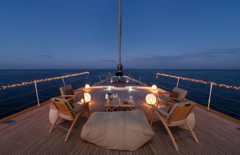 Opendeck Relaxation Area