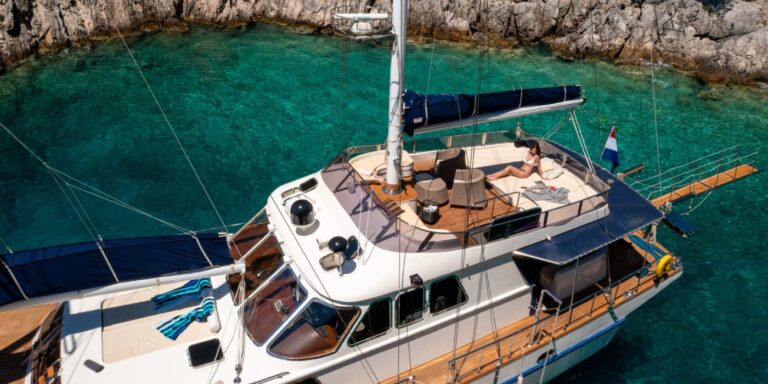 Opendeck Relaxing Area With Sea Views