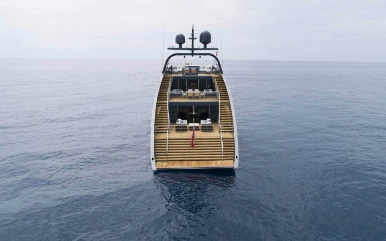 Opendeck With Sea Views