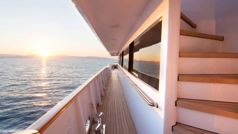 Opendeck With Sea Views