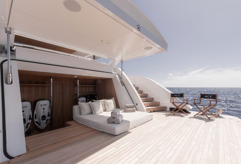 Opendeck Relaxation Area
