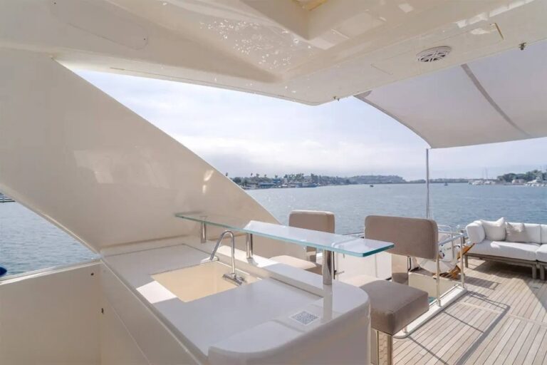 Outdoor Kitchen