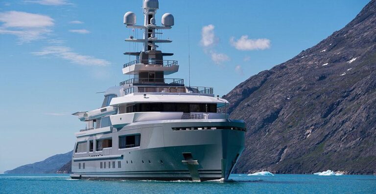 Outstanding Cruising Capabilities