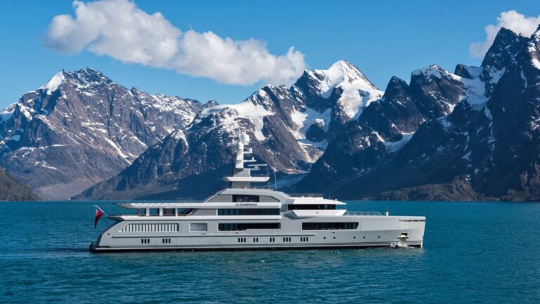 Outstanding Cruising Capabilities