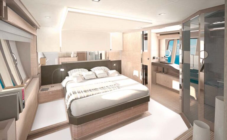 Owner Suite - Ferretti 720 SuperYacht