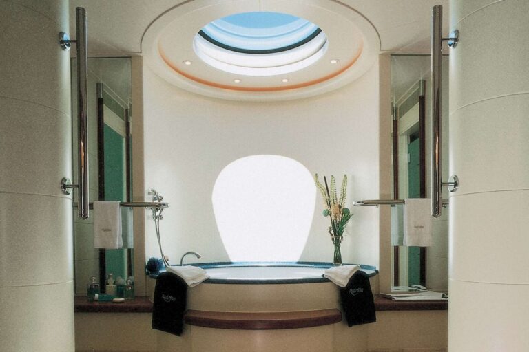 Owners_Bathroom