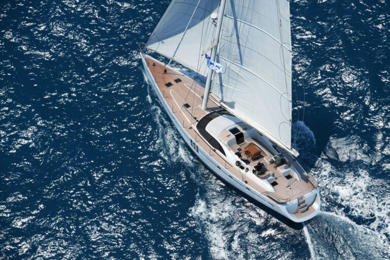 Oyster 725 yacht - view from abovejpg