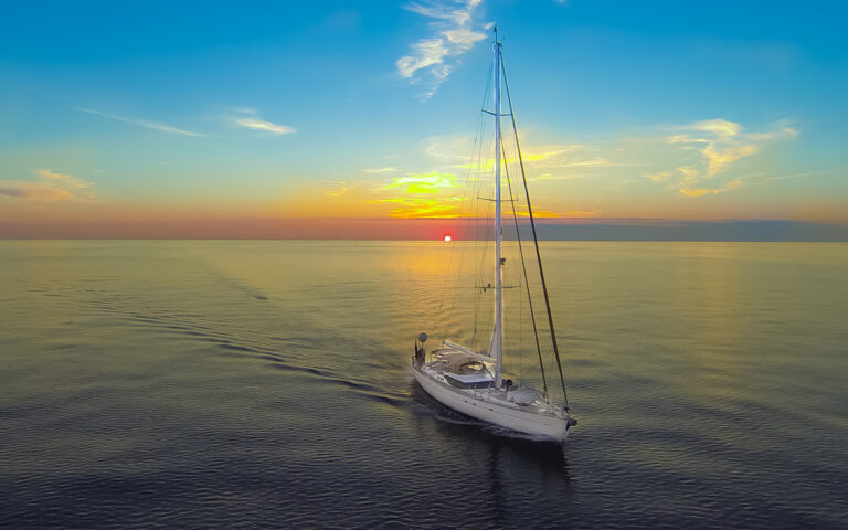 Oyster Yacht PANDEMONIUM - Cruising