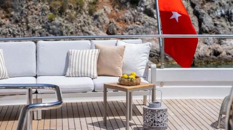 Exterior Relaxation Area
