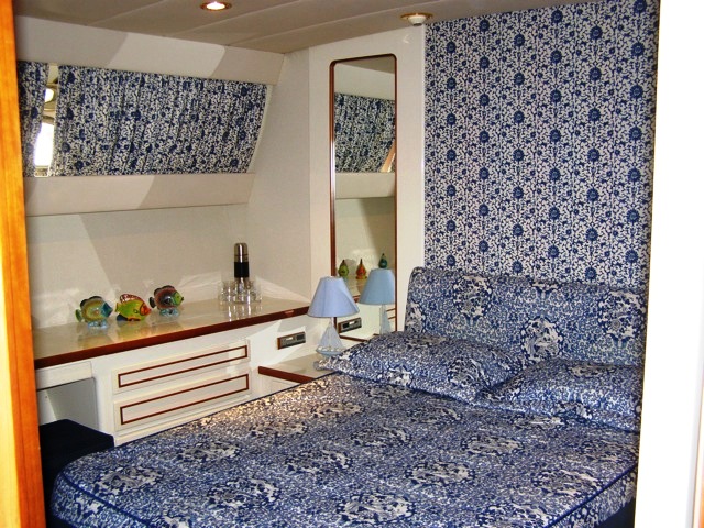 PARADIS -  Double Cabin View 2