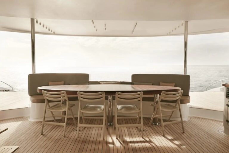 Exterior Dining