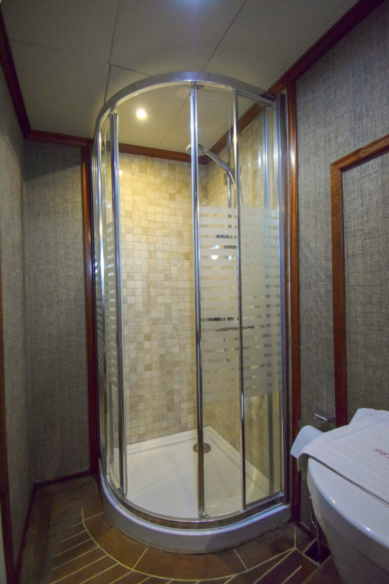 PERLA DEL MAR Interior - Double Ensuite