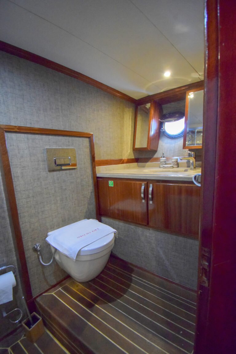 PERLA DEL MAR Interior - Double Ensuite