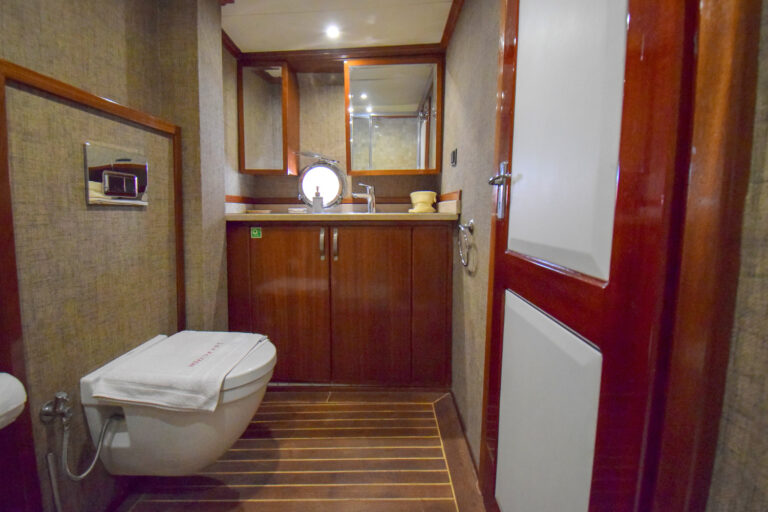 PERLA DEL MAR Interior - Double Ensuite