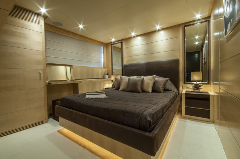 PETRA - Guest double cabin 2