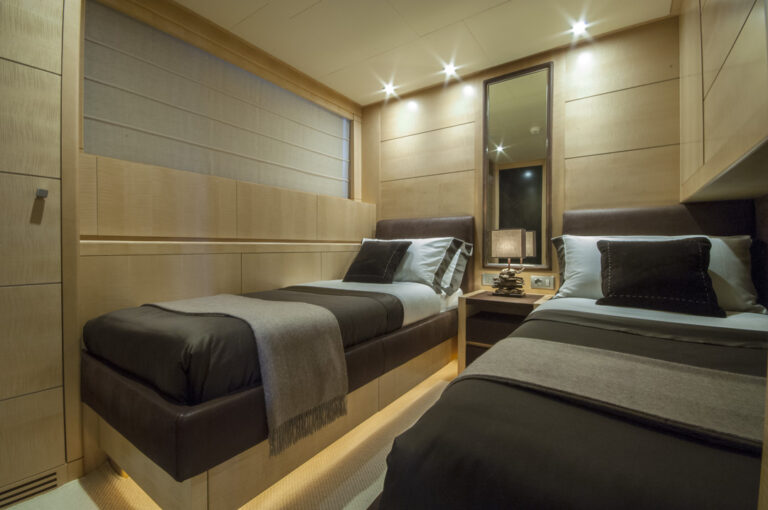 PETRA - Guest twin cabin 2