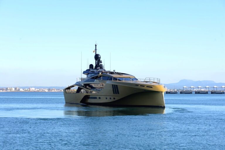 PJ 48M KHALILAH