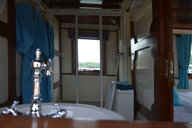 Guest Cabin