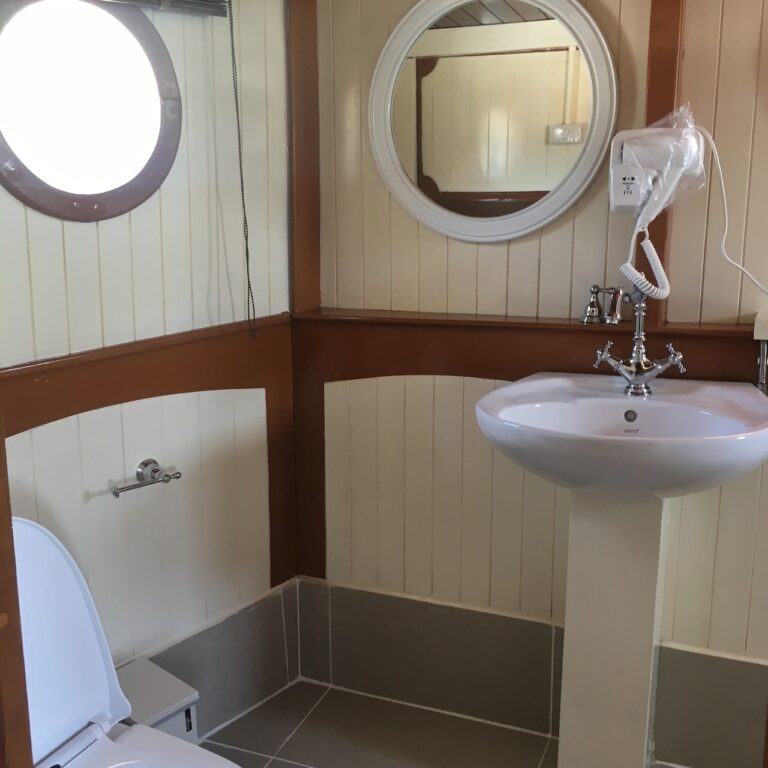 Guest Cabin