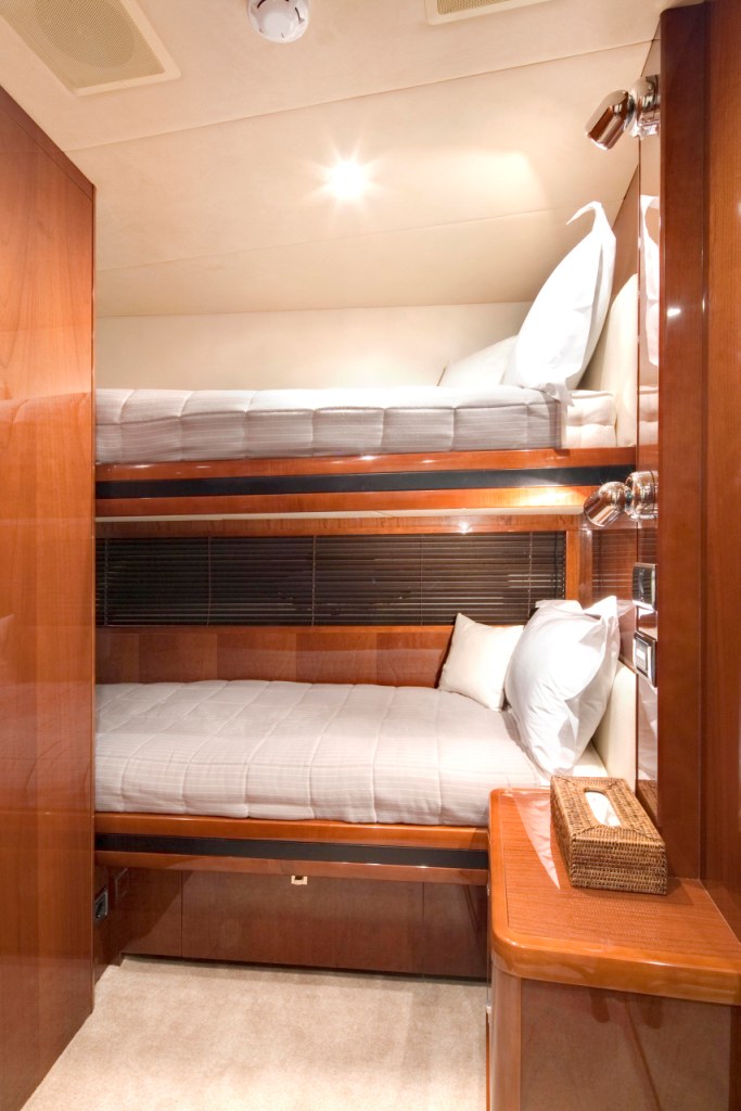 PRINCESS LILY - Twin Cabin 2