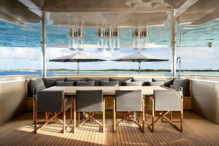 Main deck aft