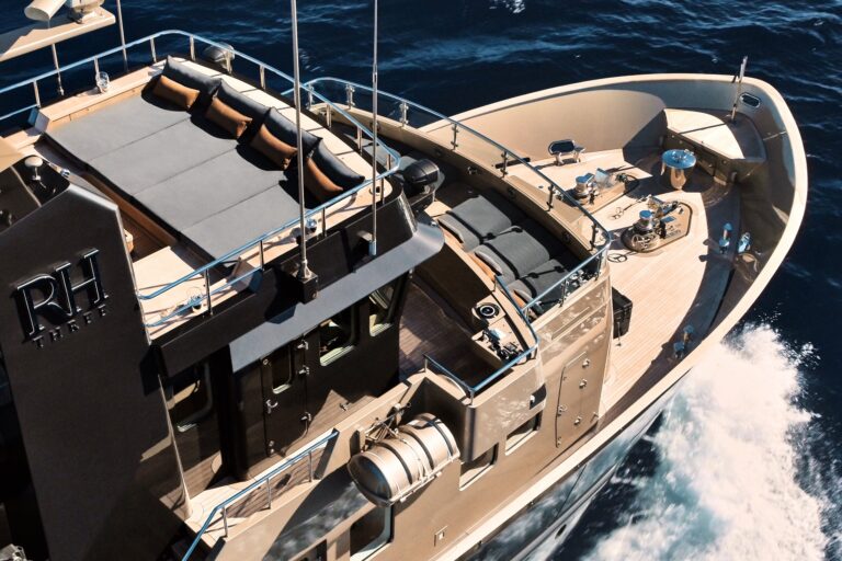 Bow view