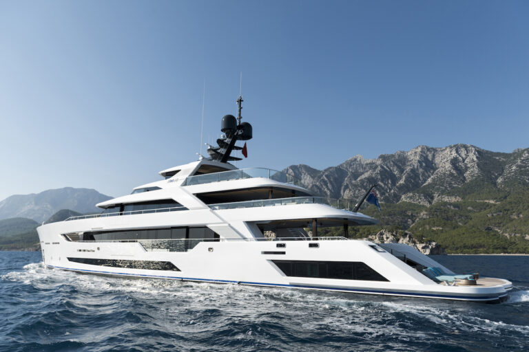Alia Yachts
