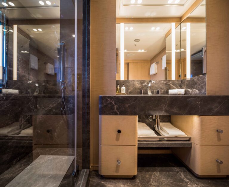 Guest Ensuite Bathroom