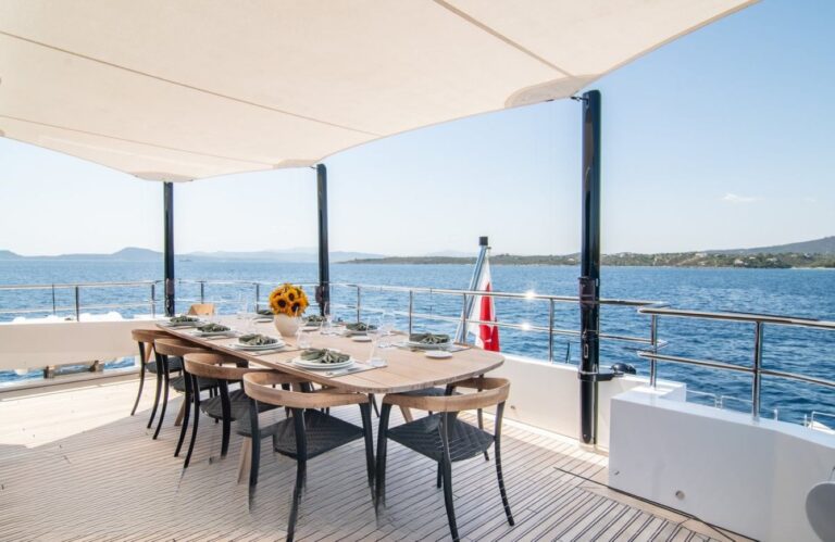 Exterior Dining Area