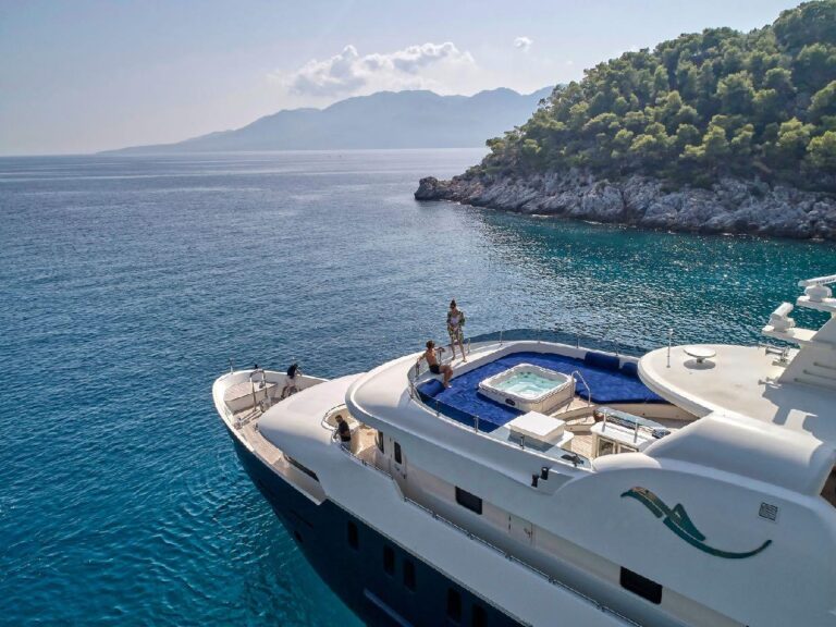 Bow view