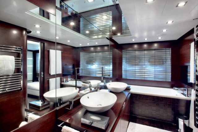 Parenthesis -  Master Ensuite
