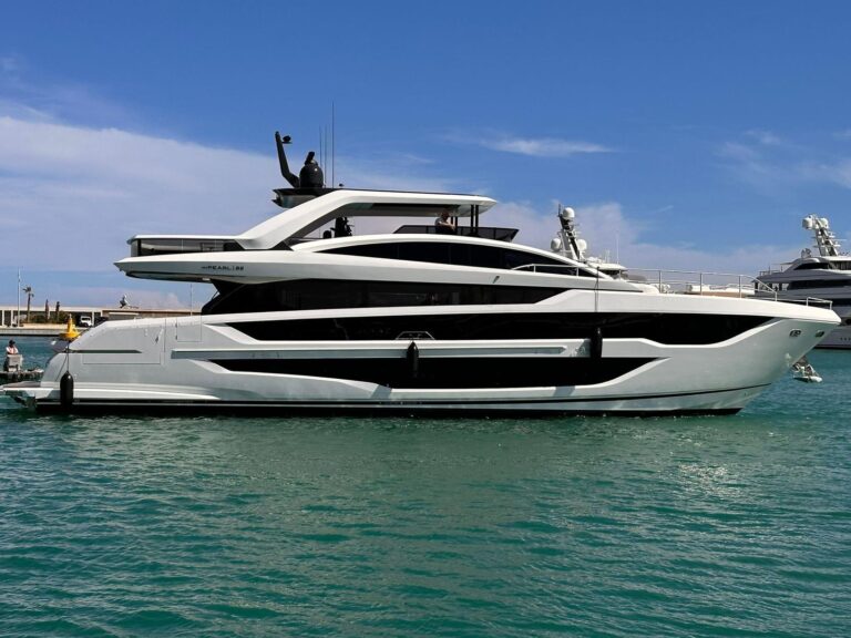 Pearl 82 Yacht - Sistership To Knead It